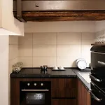 The Seven Apartment