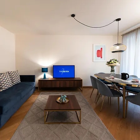 The Seven Apartment *