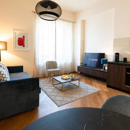 Apartment The Seven Genoa
