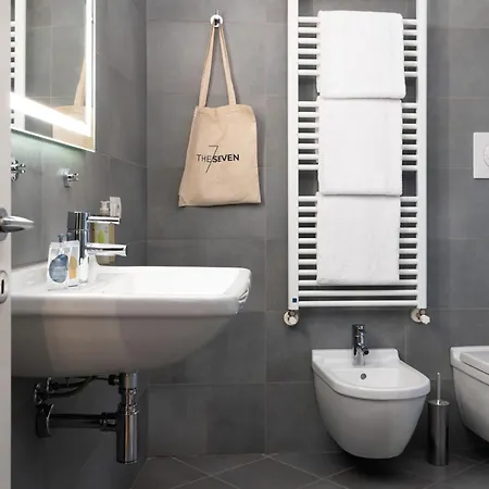 The Seven * Γένοβα