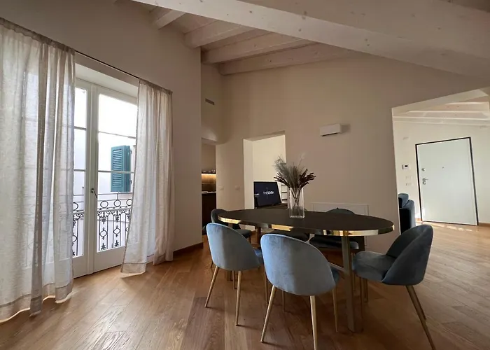 The Seven Lejlighed Genova