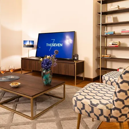 The Seven Διαμέρισμα *