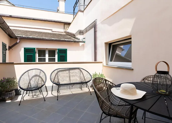 The Seven Lejlighed *